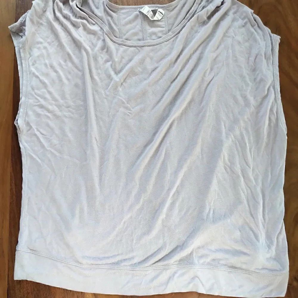 Diadora Open Back Tank - Picture 2 of 7